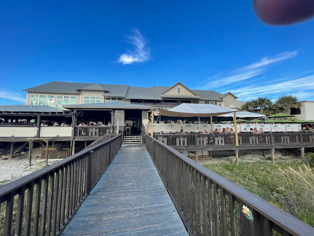 Runaway Island | restaurant | 14521 Front Beach Rd, Panama City Beach, FL 32413, USA | 8506344884 OR +1 850-634-4884