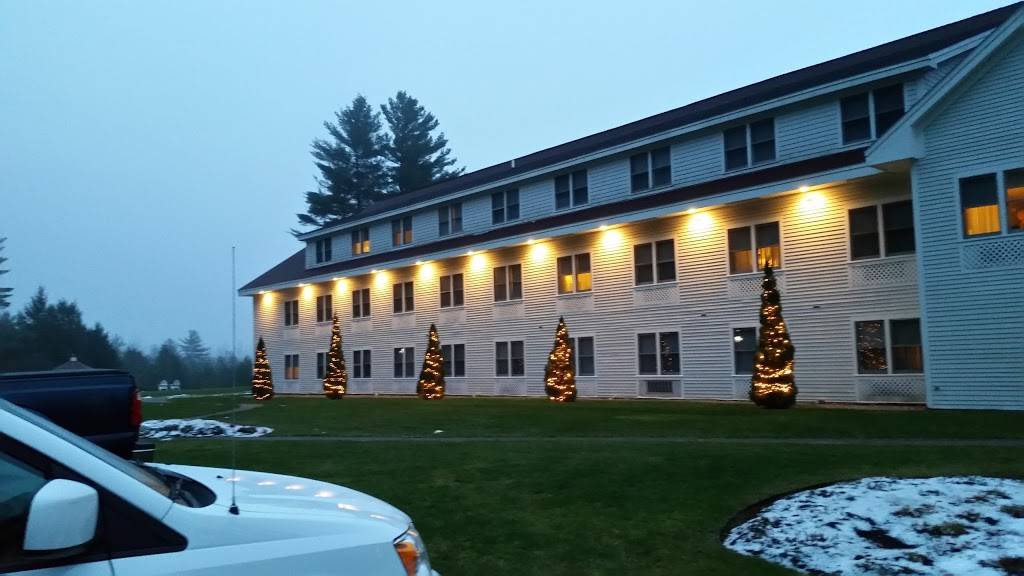 The White Mountain Hotel & Resort | restaurant | 87 Fairway Dr, North Conway, NH 03860, USA | 6033567100 OR +1 603-356-7100