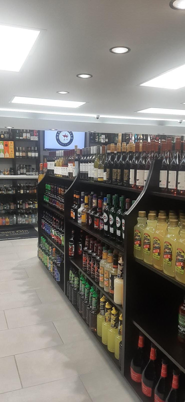 Hyattsville Spirits and Grill | restaurant | 5350 Queens Chapel Rd, Hyattsville, MD 20782, USA | 2407708670 OR +1 240-770-8670