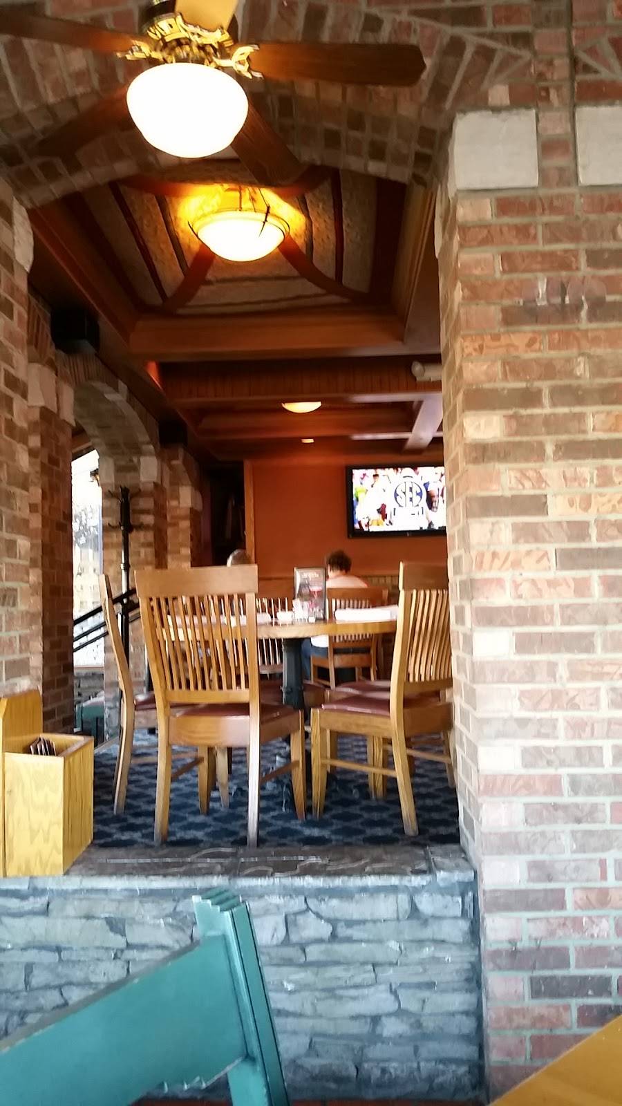 Raffertys | restaurant | 1400 N Green River Rd, Evansville, IN 47715, USA | 8124710024 OR +1 812-471-0024