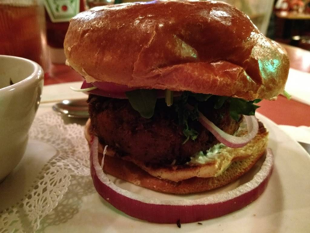 The Palms | restaurant | 101 W Nelson St, Lexington, VA 24450, USA | 5404637911 OR +1 540-463-7911