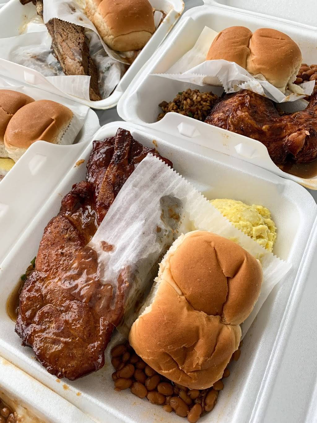 Dwights Restaurant | restaurant | 4800 Johnston St, Lafayette, LA 70503, USA | 3379811241 OR +1 337-981-1241