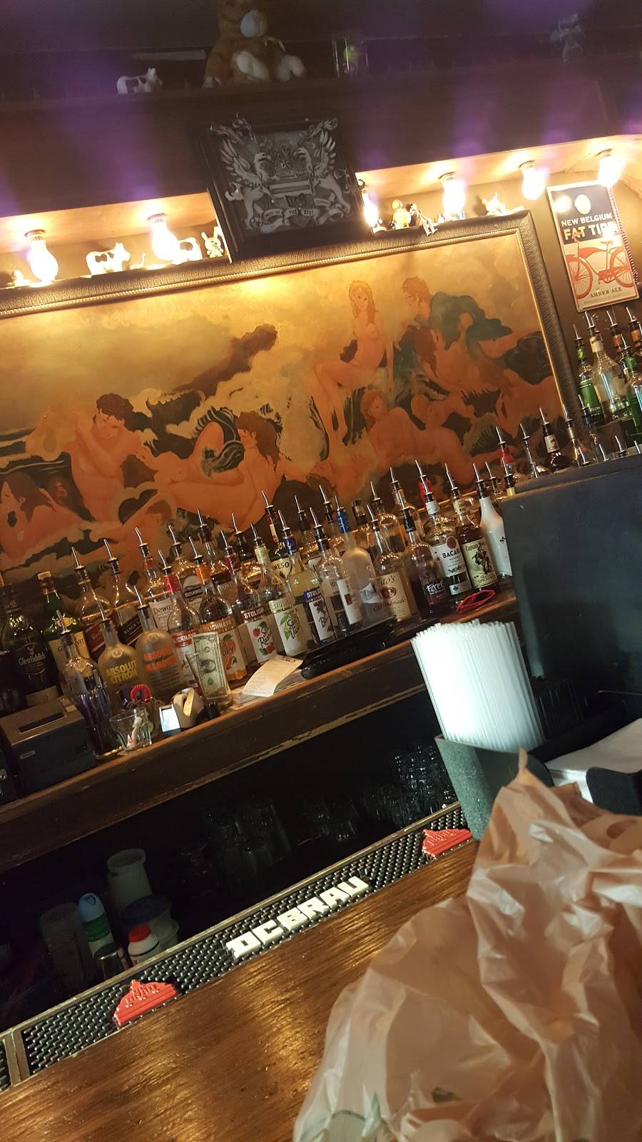 DC9 Nightclub | night club | 1940 9th St NW, Washington, DC 20001, USA | 2024835000 OR +1 202-483-5000