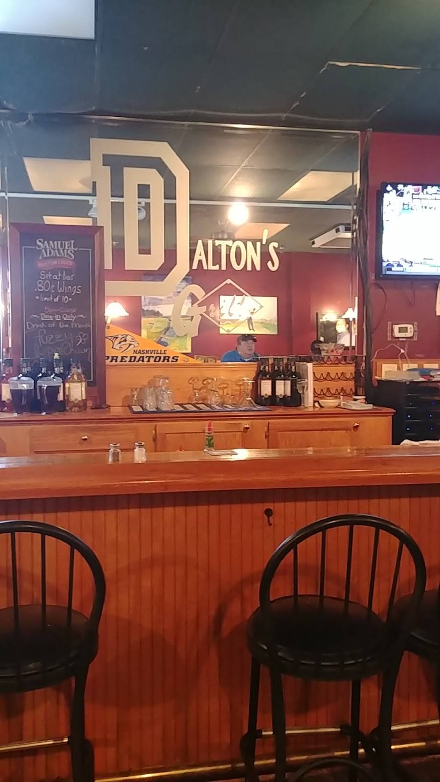 Daltons Grill | restaurant | 7061 US-70S, Nashville, TN 37221, USA | 6156624777 OR +1 615-662-4777