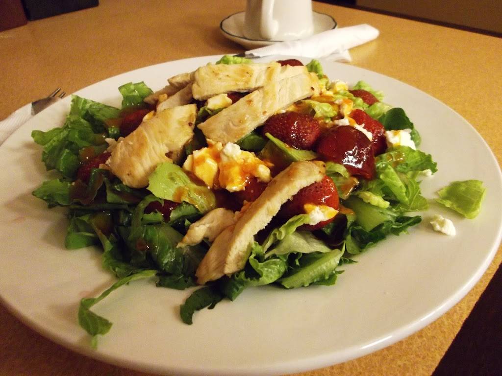 Red Apple Inn | restaurant | 1019 8th St, Monroe, WI 53566, USA | 6083256130 OR +1 608-325-6130