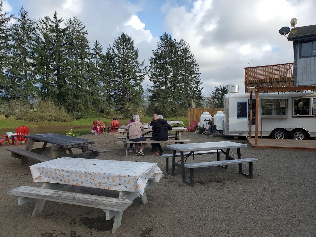 Riverside Fish & Chips | restaurant | 35915 N Hwy 101, Nehalem, OR 97131, USA | 5033683344 OR +1 503-368-3344