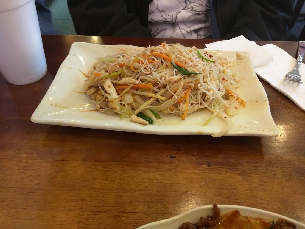 Shanghai Bistro | restaurant | 2200 War Admiral Way Suite 170, Lexington, KY 40509, USA | 8595430888 OR +1 859-543-0888