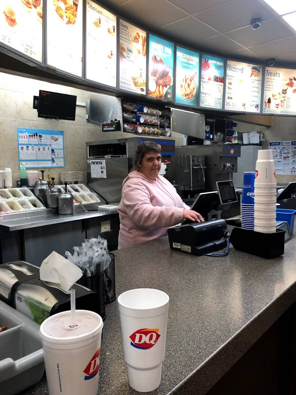 Dairy Queen Grill & Chill | restaurant | 1897 Genesis Rd, Crossville, TN 38555, USA | 9314847633 OR +1 931-484-7633