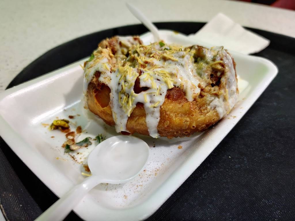 Royal Paan | restaurant | 509 Wilson Ave Unit No 7, Kitchener, ON N2C 2M4, Canada | 5198937226 OR +1 519-893-7226