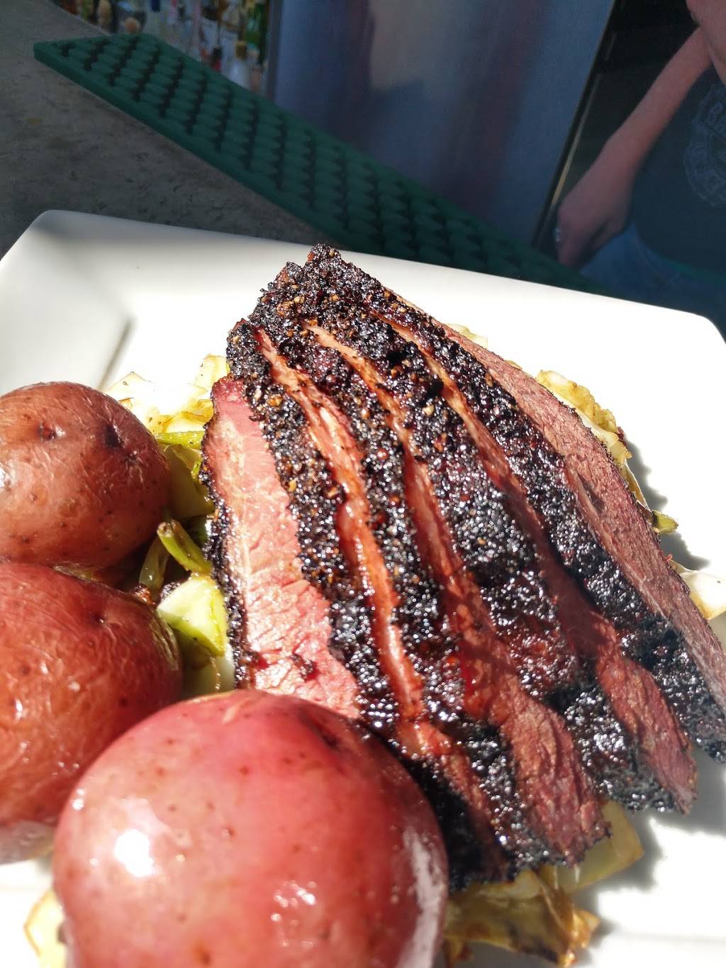 Coaster Saloon | restaurant | 744 Ventura Pl, San Diego, CA 92109, USA | 8584884438 OR +1 858-488-4438