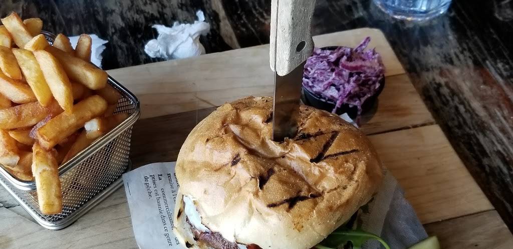 La Face de Boeuf | restaurant | 520 Boulevard Frontenac O, Thetford Mines, QC G6G 5V9, Canada | 4183388865 OR +1 418-338-8865