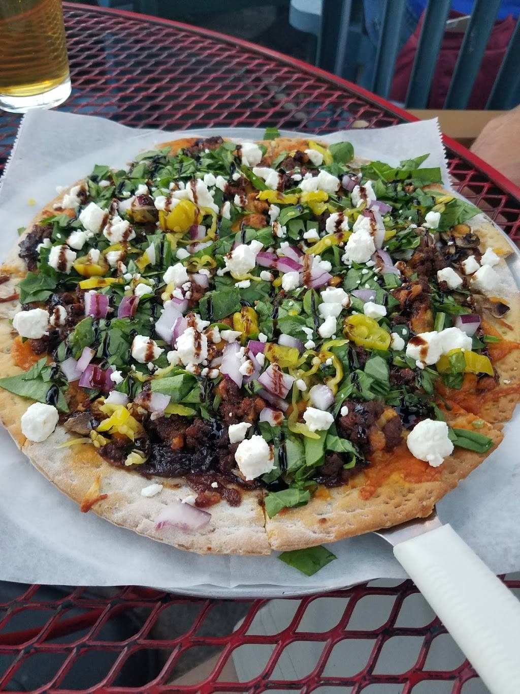 Sir Benedicts Tavern on the Lake | restaurant | 805 E Superior St, Duluth, MN 55802, USA | 2187281192 OR +1 218-728-1192