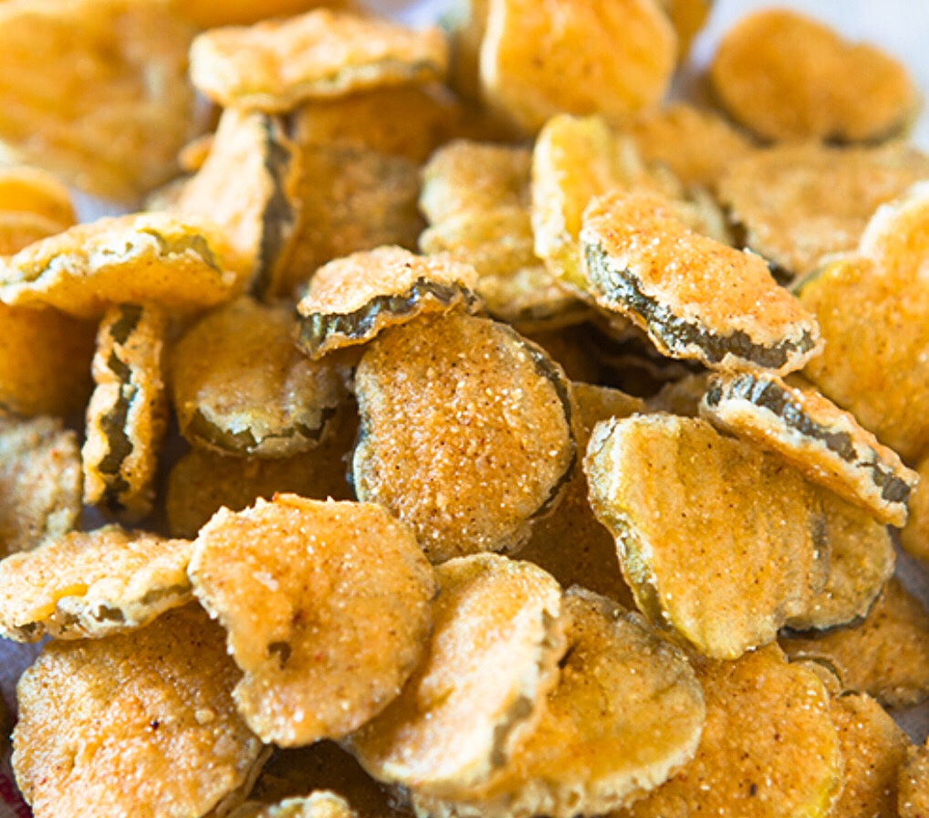 Greenback’s Pub | restaurant | 3807 Fort St, Wyandotte, MI 48192, USA | 7342588072 OR +1 734-258-8072