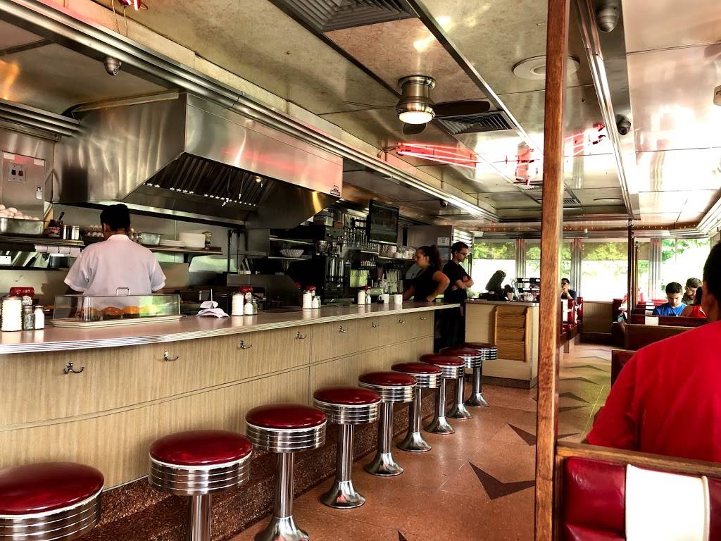 Georgies Diner | restaurant | 427 Elm St, West Haven, CT 06516, USA | 2039331000 OR +1 203-933-1000