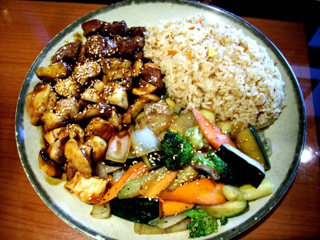 Sushi Court | restaurant | 251 Westwood Shopping Center, Fayetteville, NC 28314, USA | 9108688468 OR +1 910-868-8468