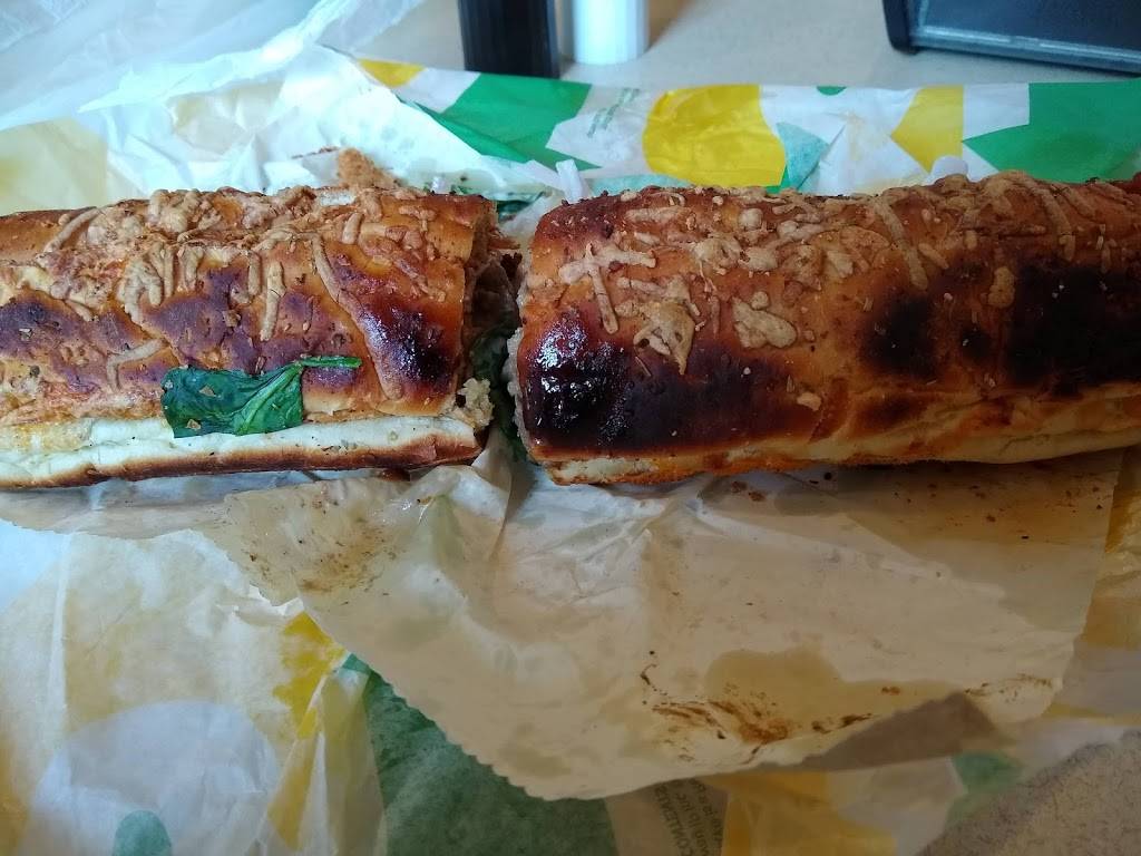 Subway Restaurants | restaurant | 4402 Grand Ave, Duluth, MN 55807, USA | 2186247254 OR +1 218-624-7254