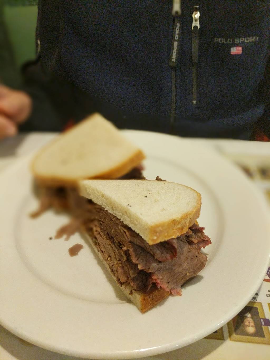 Regal Kosher Deli & Caterers | restaurant | 1110 Old Country Rd # A, Plainview, NY 11803, USA | 5169383588 OR +1 516-938-3588