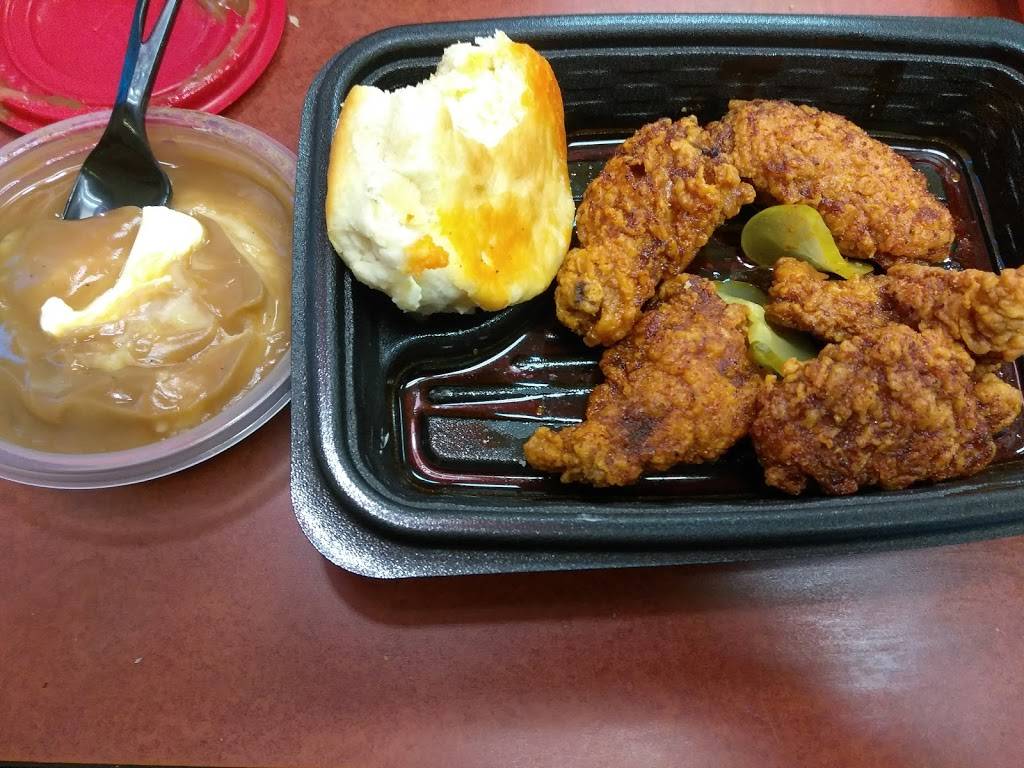 KFC | restaurant | 1925 Lancaster Ave, Wilmington, DE 19805, USA | 3025751566 OR +1 302-575-1566