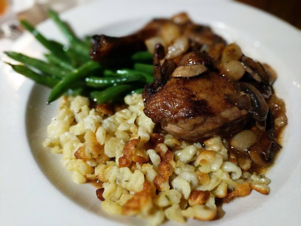 Landmark Inn | restaurant | 526 NY-94, Warwick, NY 10990, USA | 8459865444 OR +1 845-986-5444