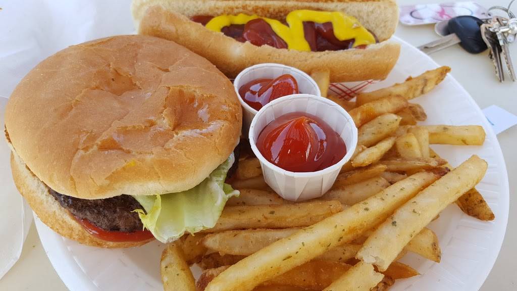 The Cow Soft Ice Cream | restaurant | 3862 Quaker Valley Rd, Pleasantville, PA 15521, USA | 8148392638 OR +1 814-839-2638