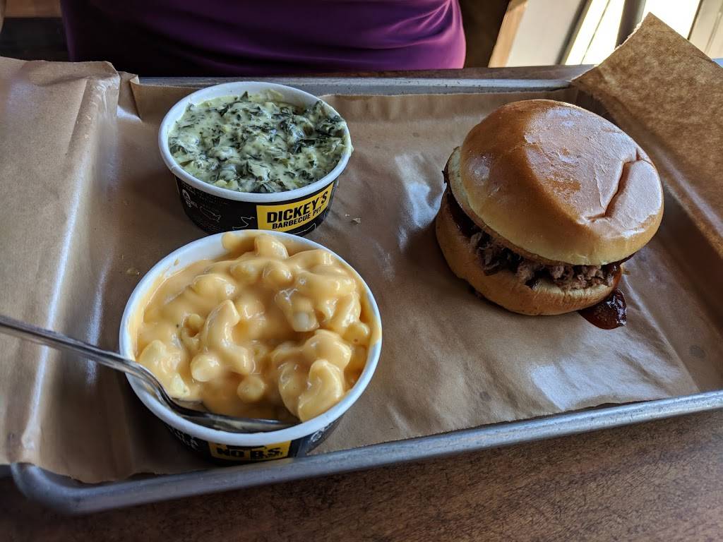 Dickeys Barbecue Pit | restaurant | 116 E Compton Blvd, Compton, CA 90220, USA | 3108681444 OR +1 310-868-1444