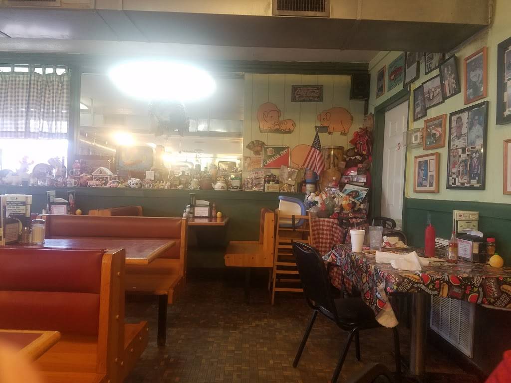 Buddys Bar-B-Que | restaurant | 604 Gillespie St, Fayetteville, NC 28306, USA | 9104839521 OR +1 910-483-9521