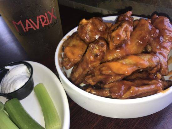 Mavrix Restaurant & Bar | restaurant | 50308 Schoenherr Rd, Shelby Charter Twp, MI 48315, USA | 5865320148 OR +1 586-532-0148