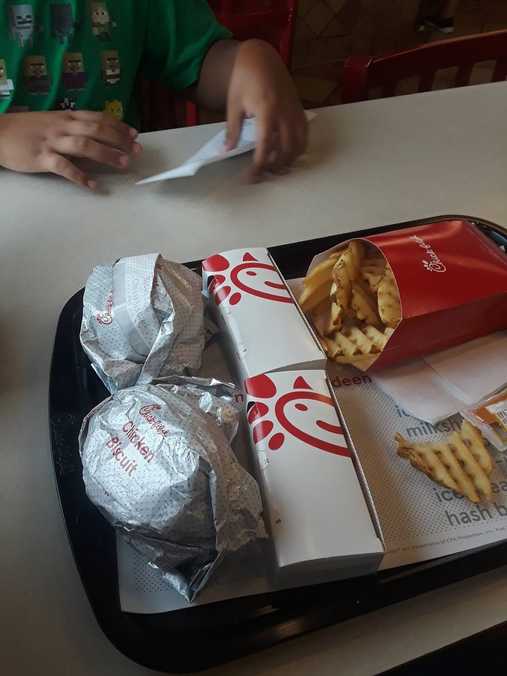 Chick-fil-A | restaurant | 306 Jacksonville Mall, Jacksonville, NC 28546, USA | 9103537887 OR +1 910-353-7887