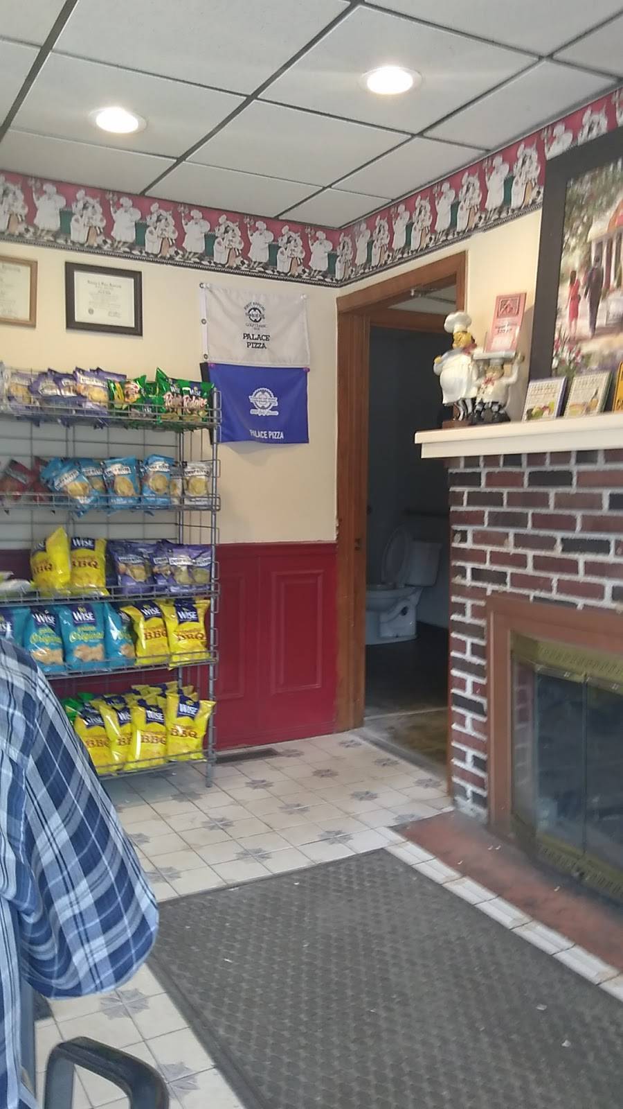 Palace Pizza | restaurant | 1032 Southbridge St, Worcester, MA 01610, USA | 5087926222 OR +1 508-792-6222