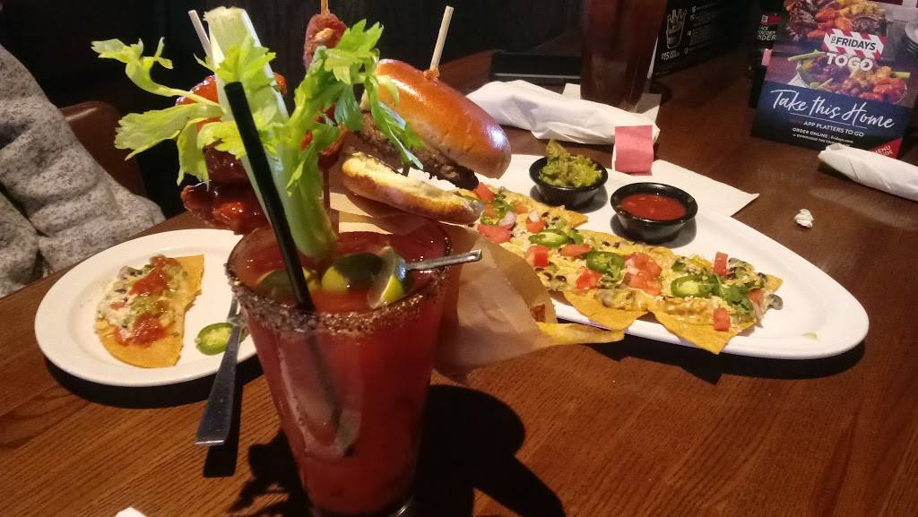 TGI Fridays | restaurant | 900 N Lexington-Springmill Rd, Ontario, OH 44906, USA | 4197476000 OR +1 419-747-6000