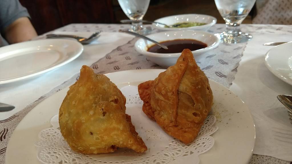 Lyons Indian Cuisine & Bar | restaurant | 3121 W Benjamin Holt Dr, Stockton, CA 95219, USA | 2096664372 OR +1 209-666-4372