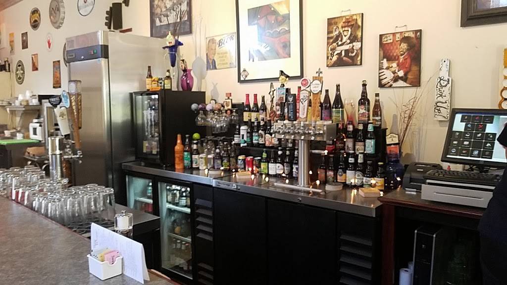 Thatsa Wrapp | restaurant | 600 6th St NW, Canton, OH 44703, USA | 3304529727 OR +1 330-452-9727