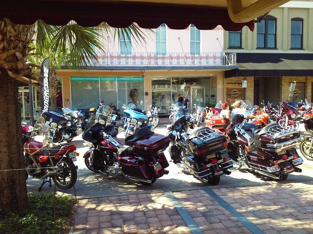 Blooms Baking House and Restaurant | restaurant | 610 W Main St, Leesburg, FL 34748, USA | 3527871004 OR +1 352-787-1004