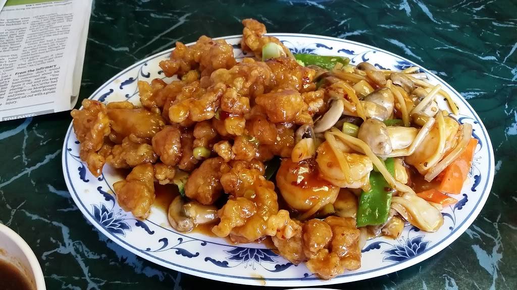 China Wok | restaurant | 6771 University Ave, Middleton, WI 53562, USA | 6088260333 OR +1 608-826-0333