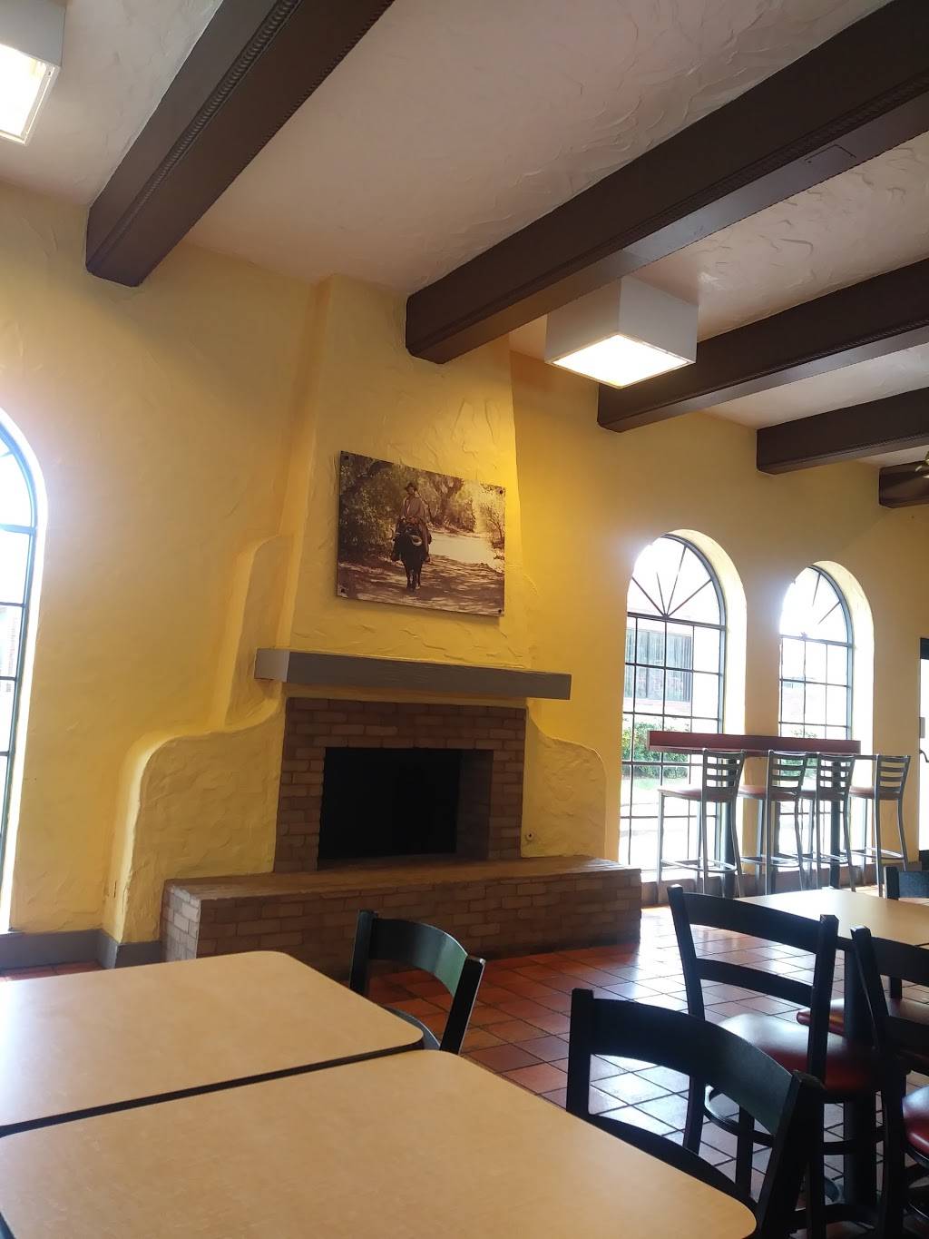 Taco Bueno | restaurant | 1235 E Pleasant Run Rd, DeSoto, TX 75115, USA | 9722283792 OR +1 972-228-3792