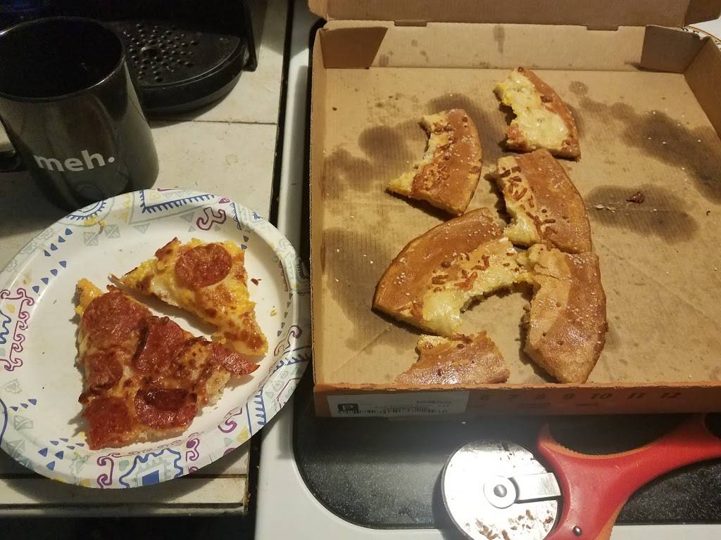 Little Caesars Pizza | meal takeaway | 1702 US-181, Portland, TX 78374, USA | 3616435571 OR +1 361-643-5571