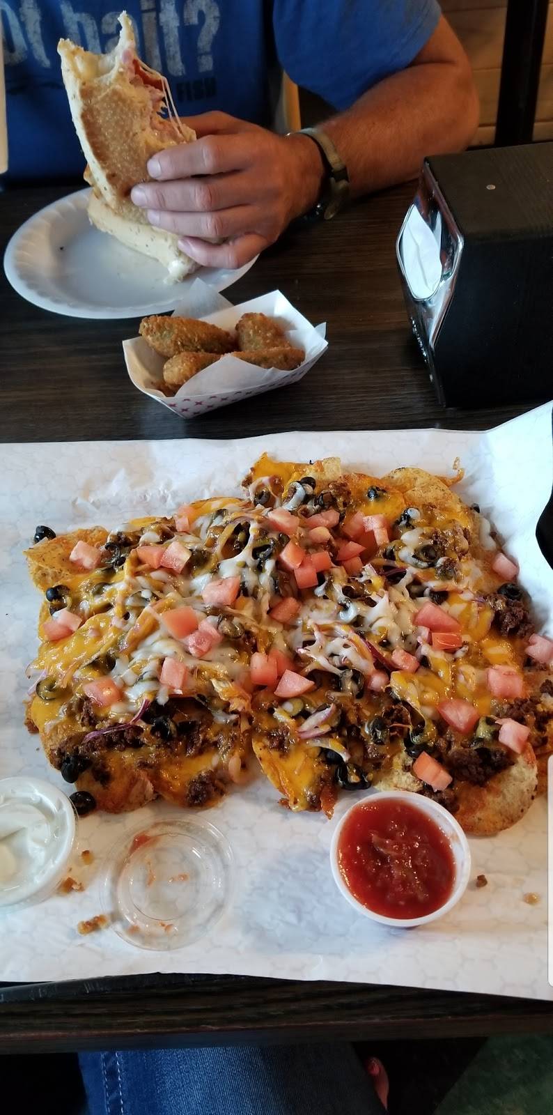 Pizza & Sub Shop | restaurant | 733 W Summit Ave, Norton Shores, MI 49441, USA | 2317334468 OR +1 231-733-4468