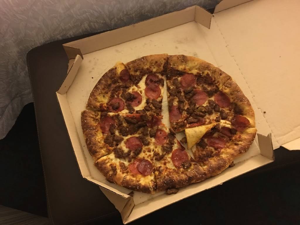 Pizza Hut | meal takeaway | 2345 National Rd, Wheeling, WV 26003, USA | 3042420880 OR +1 304-242-0880