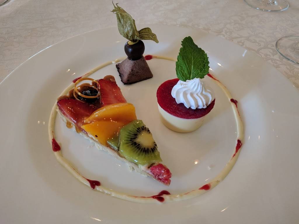 The Palm Court at The Carltun | restaurant | 1899 Hempstead Turnpike, East Meadow, NY 11554, USA | 5165420700 OR +1 516-542-0700