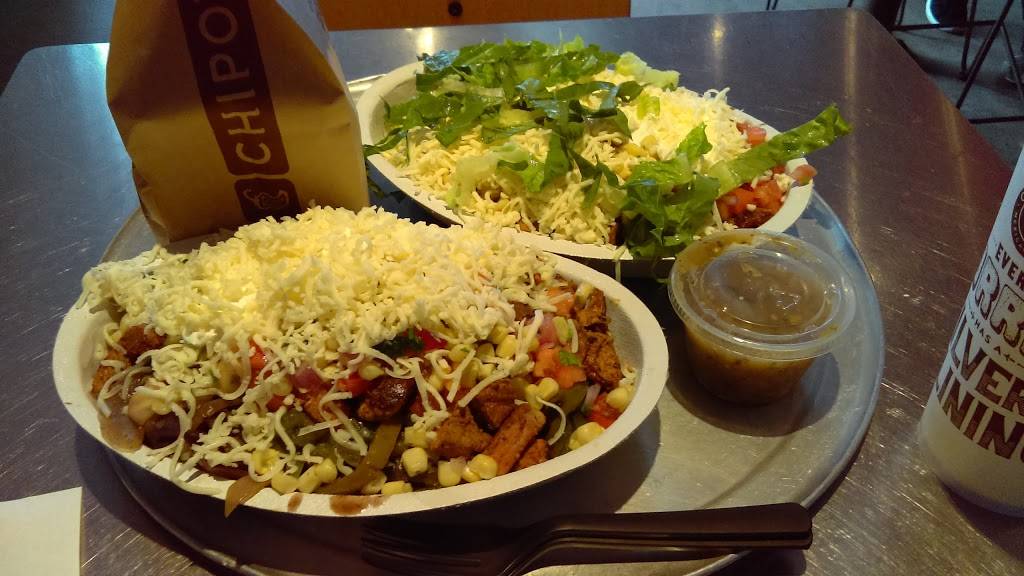 Chipotle Mexican Grill | restaurant | 18003 Garland Groh Blvd, Hagerstown, MD 21740, USA | 2404208010 OR +1 240-420-8010