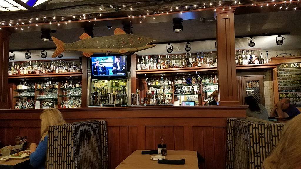 Canterburys Oyster Bar & Grill | restaurant | 46 Audrey Ave, Oyster Bay, NY 11771, USA | 5169223614 OR +1 516-922-3614