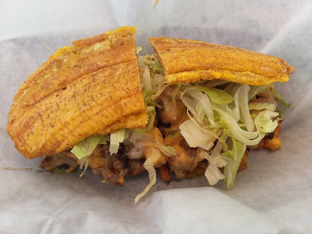 Caribbean Corner | restaurant | 970 Warren Ave, Downers Grove, IL 60515, USA | 6305418641 OR +1 630-541-8641