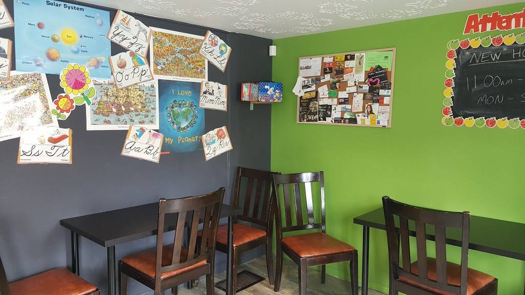 LunchBox | meal takeaway | 2817 St Joseph Blvd, Orléans, ON K1C 1G6, Canada | 6134246003 OR +1 613-424-6003