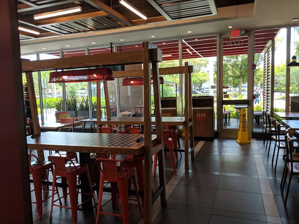 Burger King | restaurant | 15320 NW 79th Ct, Miami Lakes, FL 33016, USA | 3058268300 OR +1 305-826-8300