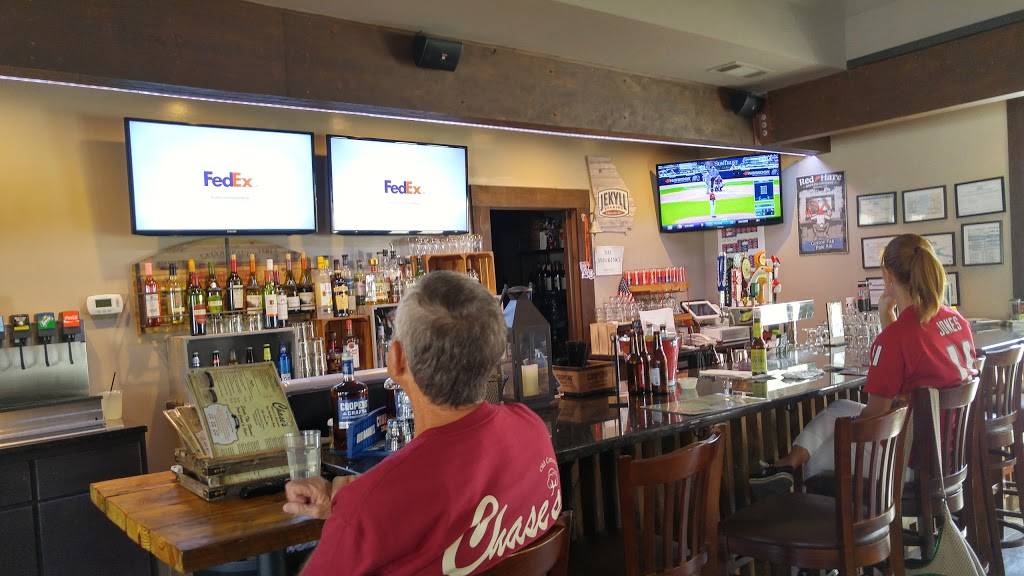 Chases Grille and Wingery | restaurant | 125 Lawrenceville St NW #400, Norcross, GA 30071, USA | 7704490229 OR +1 770-449-0229