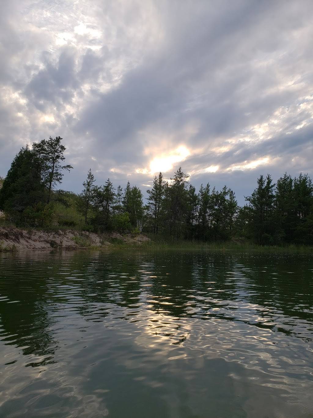 Riverside Canoe Trips | restaurant | 5042 N Scenic Hwy, Honor, MI 49640, USA | 2313255622 OR +1 231-325-5622