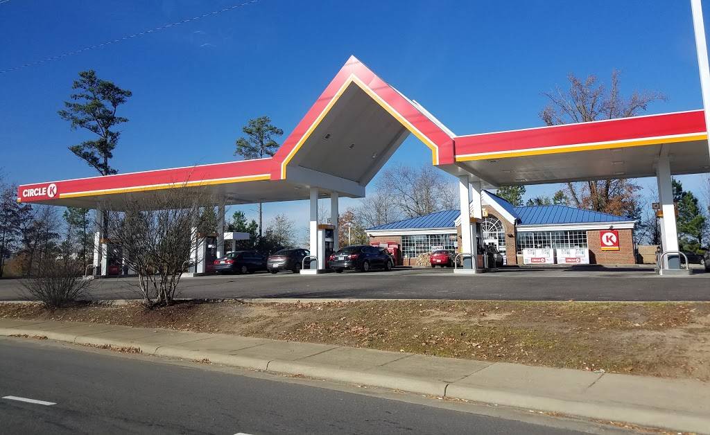 Kangaroo Express | meal takeaway | 5336 Cliffdale Rd, Fayetteville, NC 28314, USA | 9104871704 OR +1 910-487-1704