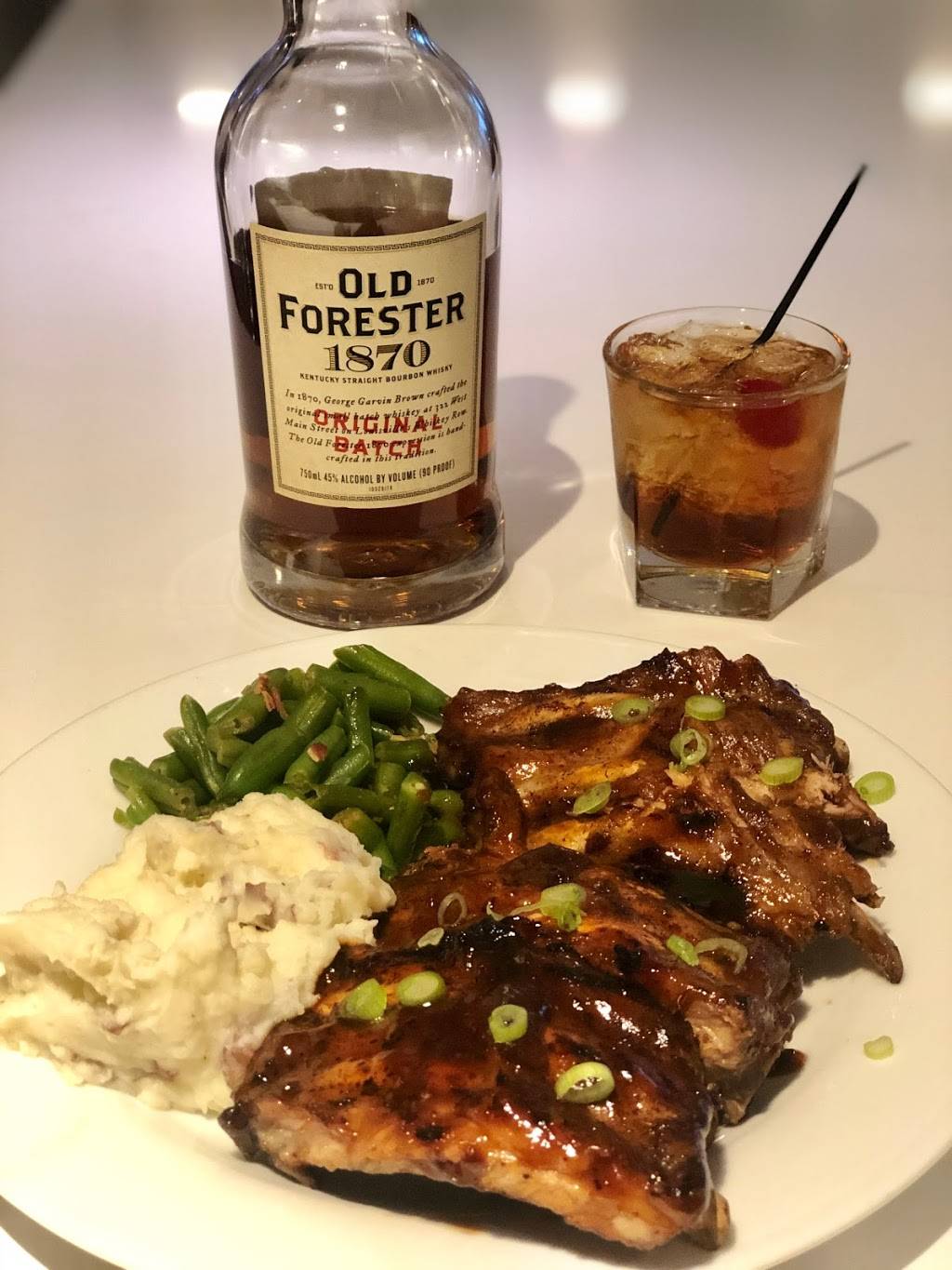 Garden Grille & Bar | restaurant | 12210 N Executive Drive, Edinburgh, IN 46124, USA | 8125268600 OR +1 812-526-8600