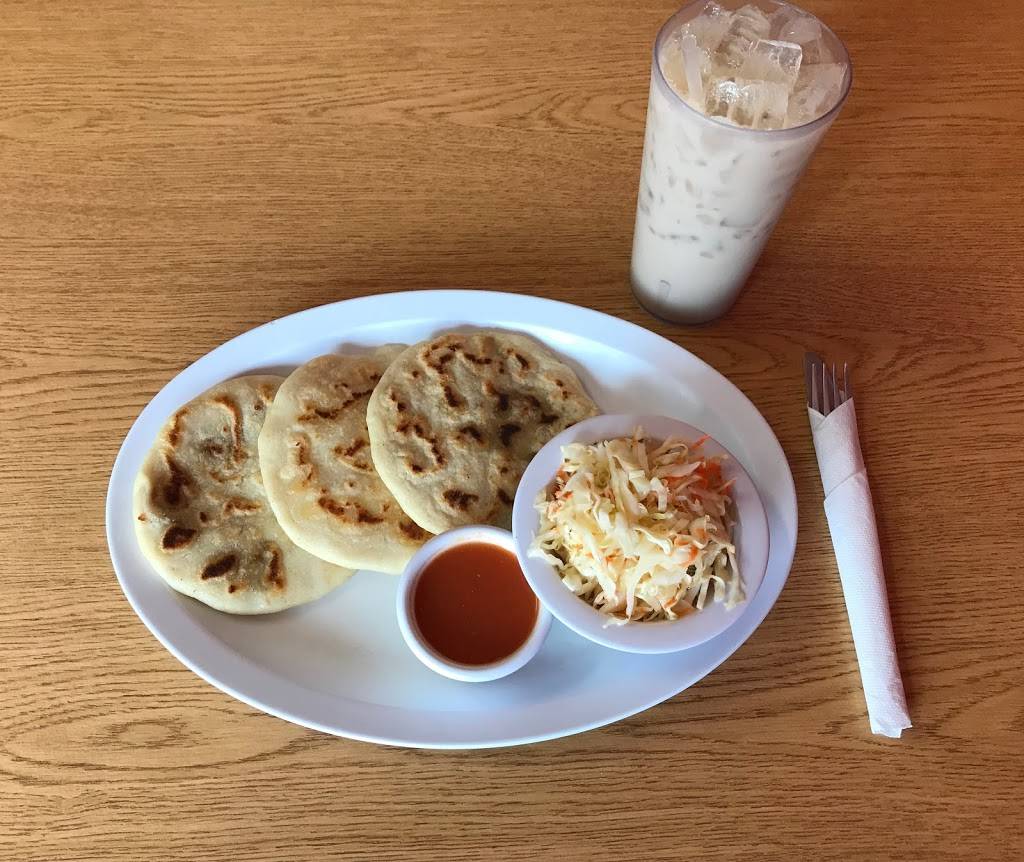 La Pupusa Loca | restaurant | 651 I St, Los Banos, CA 93635, USA | 2097109051 OR +1 209-710-9051