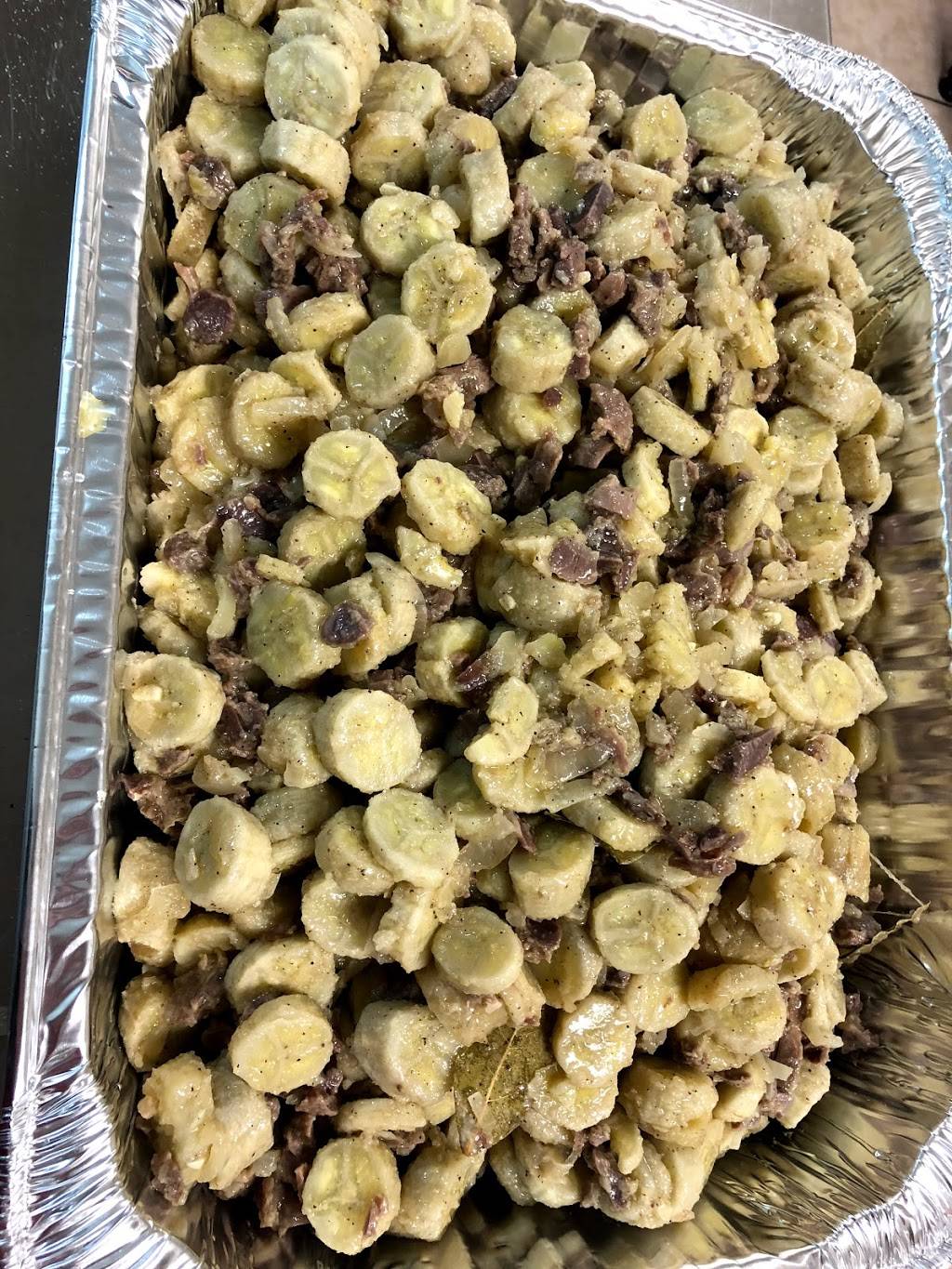 Antojitos Criollos Puertoriqueno | restaurant | 37 S 3rd St, Oxford, PA 19363, USA | 6104008141 OR +1 610-400-8141